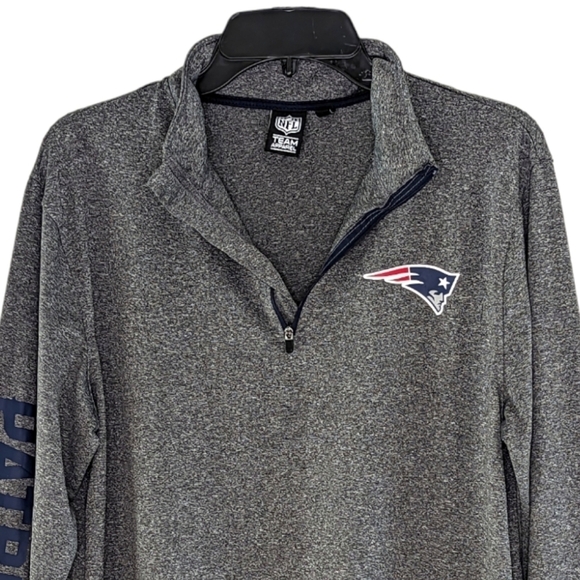 NFL Team Apparel Women's New England Patriots 1/4 Zip Pullover M - Picture 3 of 11
